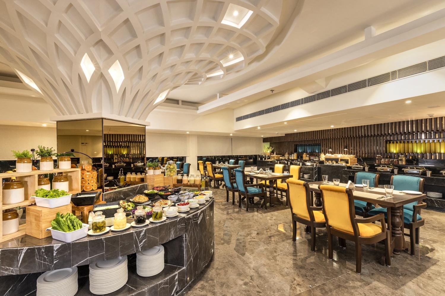 Restaurant 2